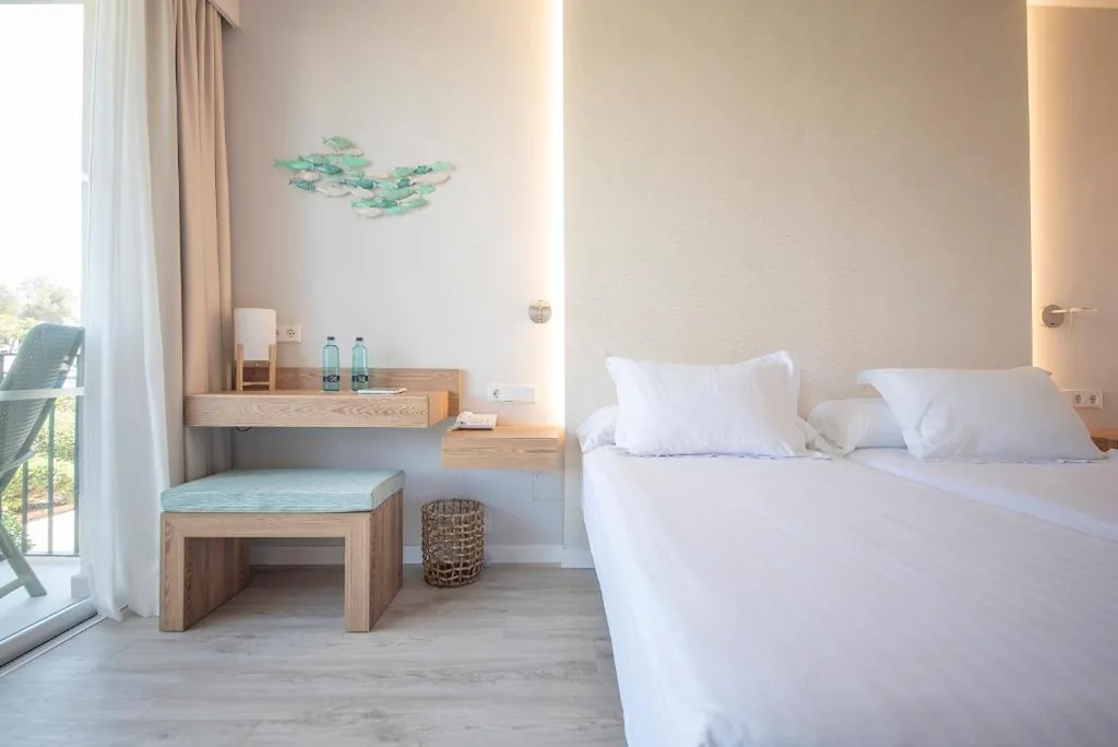Habitación Doble Superior - 1 o 2 camas — Blau Colònia Sant Jordi