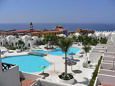 BLU PARADISE COSTA ADEJE - Heated Pool — foto 2
