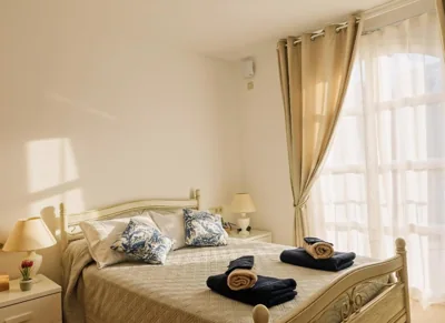 Blue Ark, villa vue mer avec piscine, idéale en famille face à Gibraltar — Foto 7
