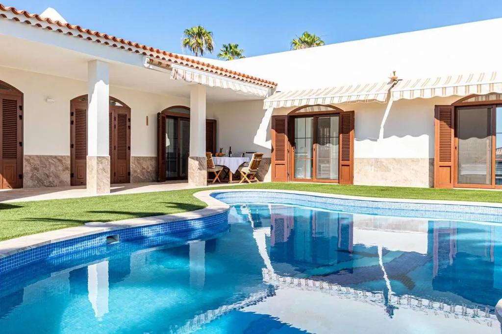 専用プール付きヴィラ — Blue Dream Villa by Dream Homes Tenerife