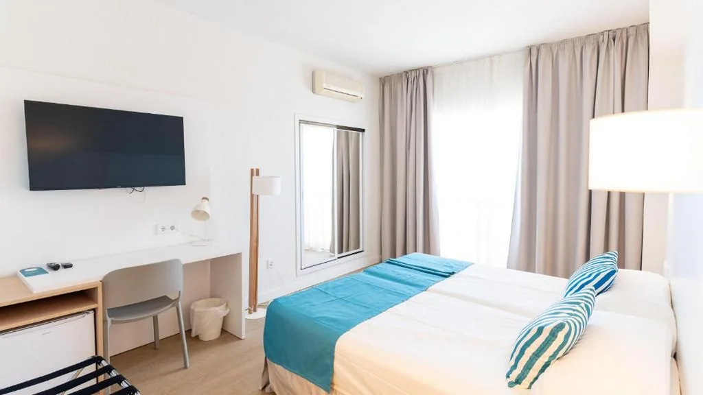 Habitación Doble - 2 camas — BLUESEA Costa Serena