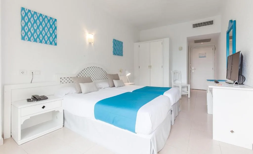 Doppelzimmer mit 2 Betten — BLUESEA Costa Verde
