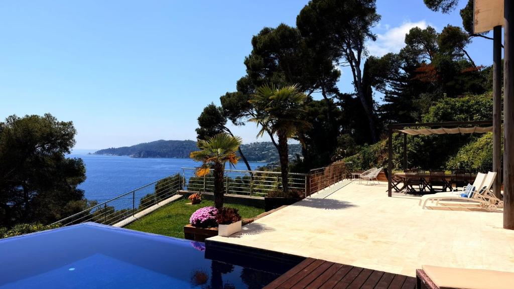 Blueview Villa