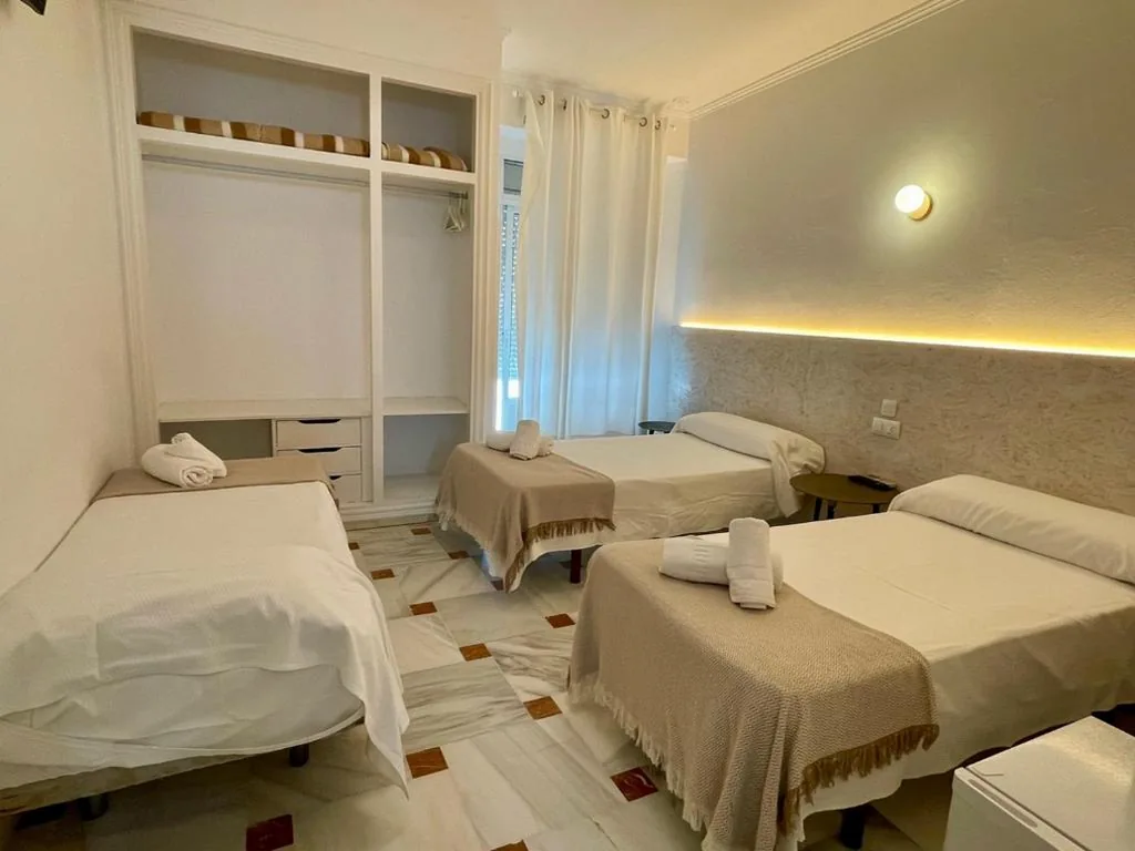 Quarto Duplo com cama extra — BOHEMIA SANLUCAR