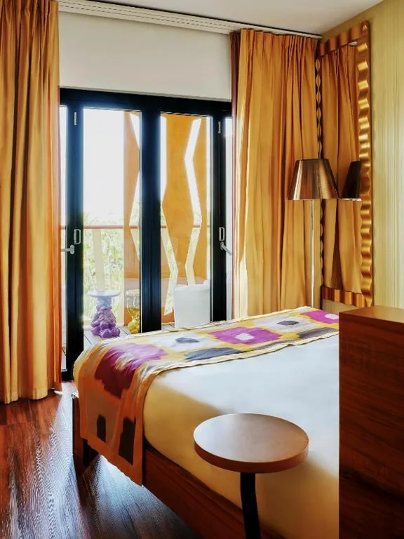 Camera Deluxe Matrimoniale con Vista Giardino — Bohemia Suites & Spa - Adults Only