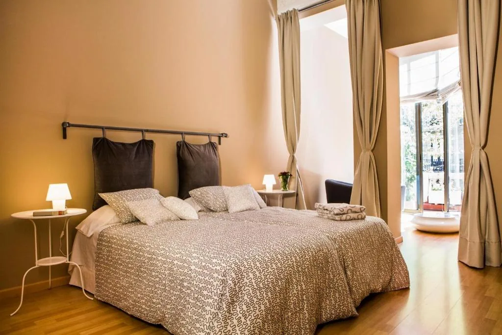 Habitación Triple — Born Barcelona Hostel