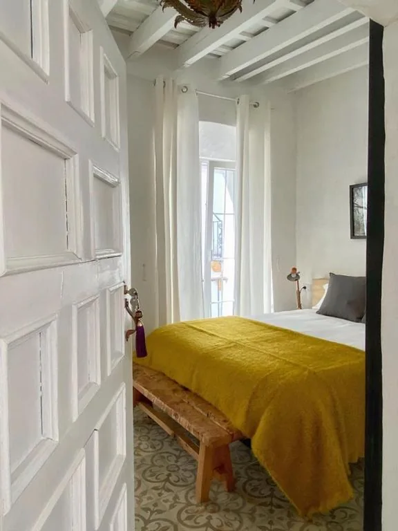 Habitación Doble con balcón — Botánico Casa Rural
