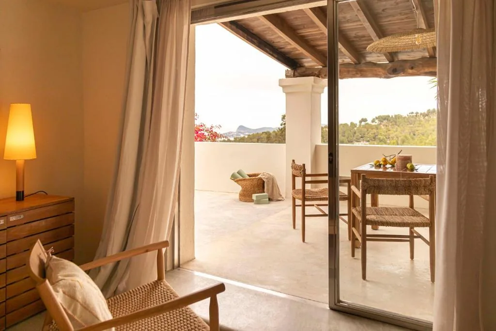 Suite con terraza y vistas al mar — Boutique Hotel Jardines de Palerm