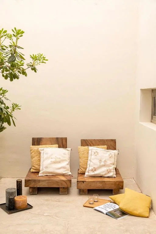 Suite Junior con terraza y vistas a la piscina — Boutique Hotel Jardines de Palerm