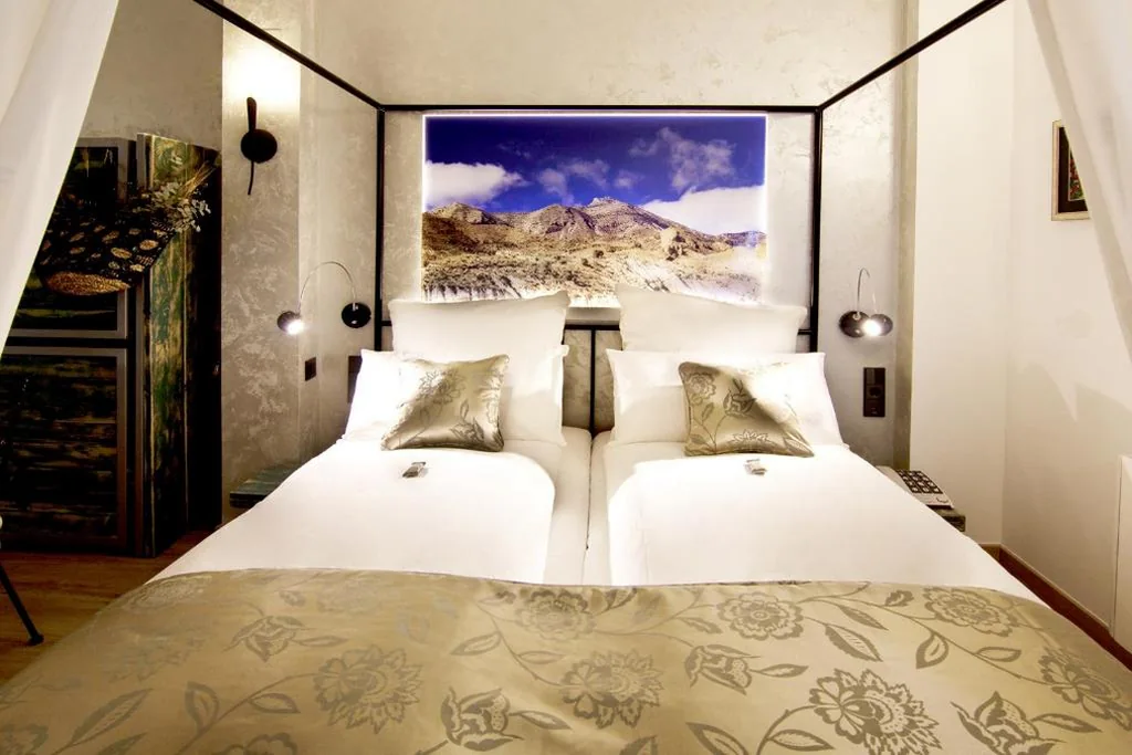 Habitación Triple con balcón - Sierra de Maigmó — Boutique Hotel Sierra de Alicante