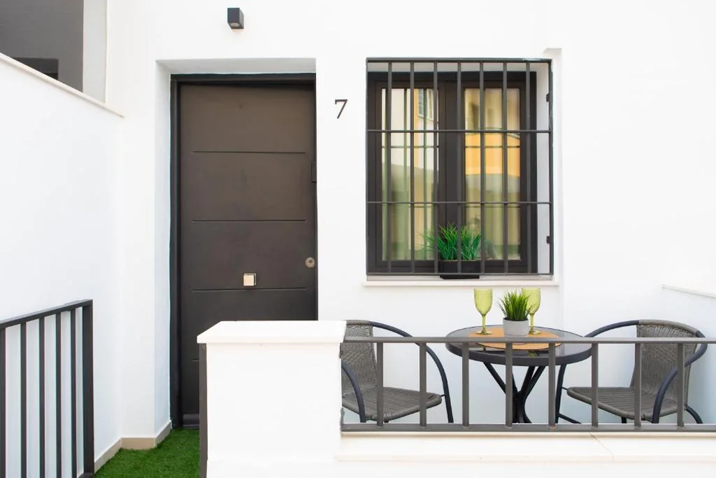 Suite — Boutique Rooms Playa Burriana
