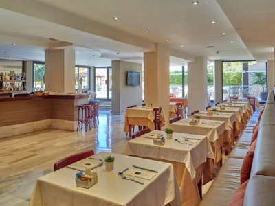 BQ Augusta Hotel — Foto 5