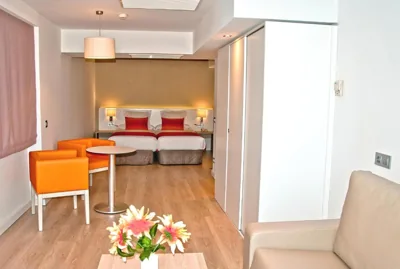 BQ Augusta Hotel — Foto 10
