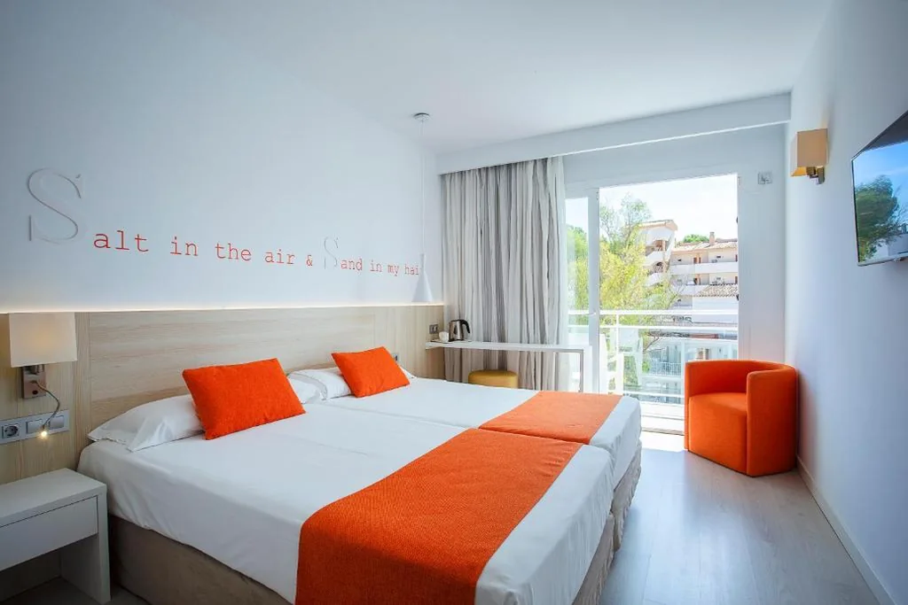 Quarto Duplo - 1 ou 2 camas — BQ Bulevar Peguera- Adults Only