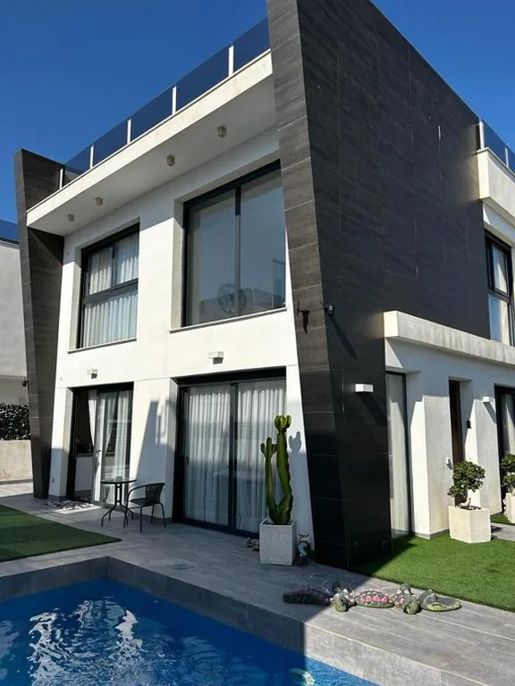 Moradia com 3 quartos — Brilliant Villa