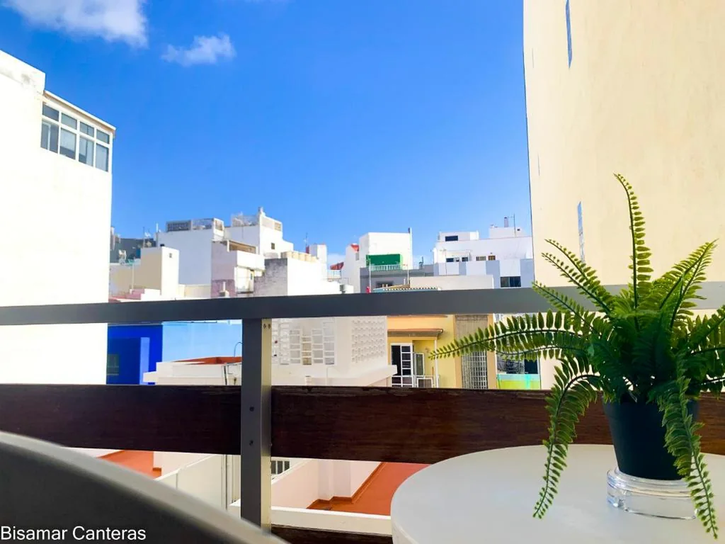 Studio mit Balkon — Brisamar Canteras