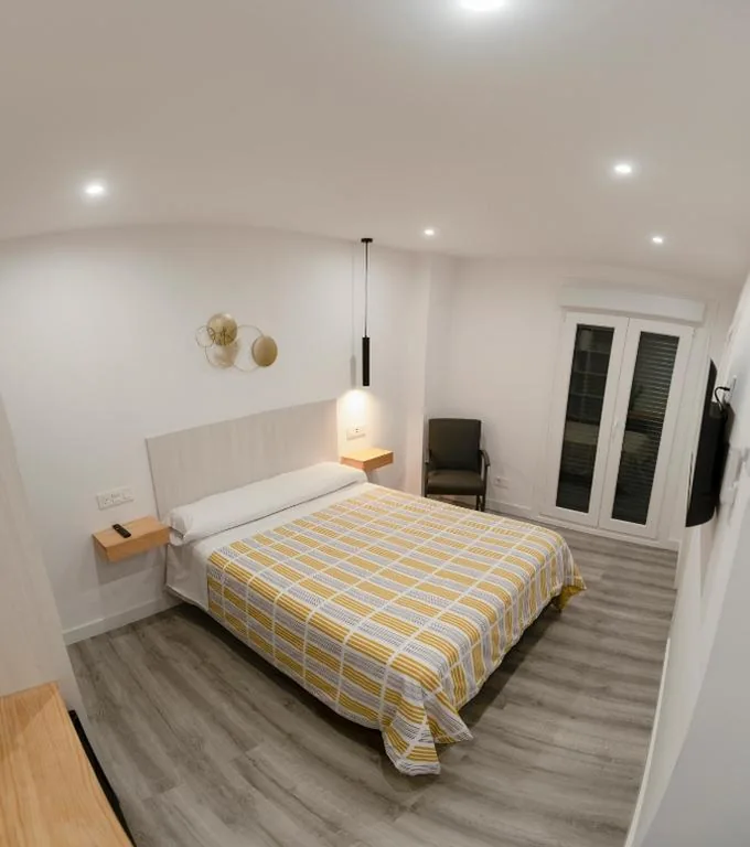 Doppelzimmer mit Balkon — Brisarte