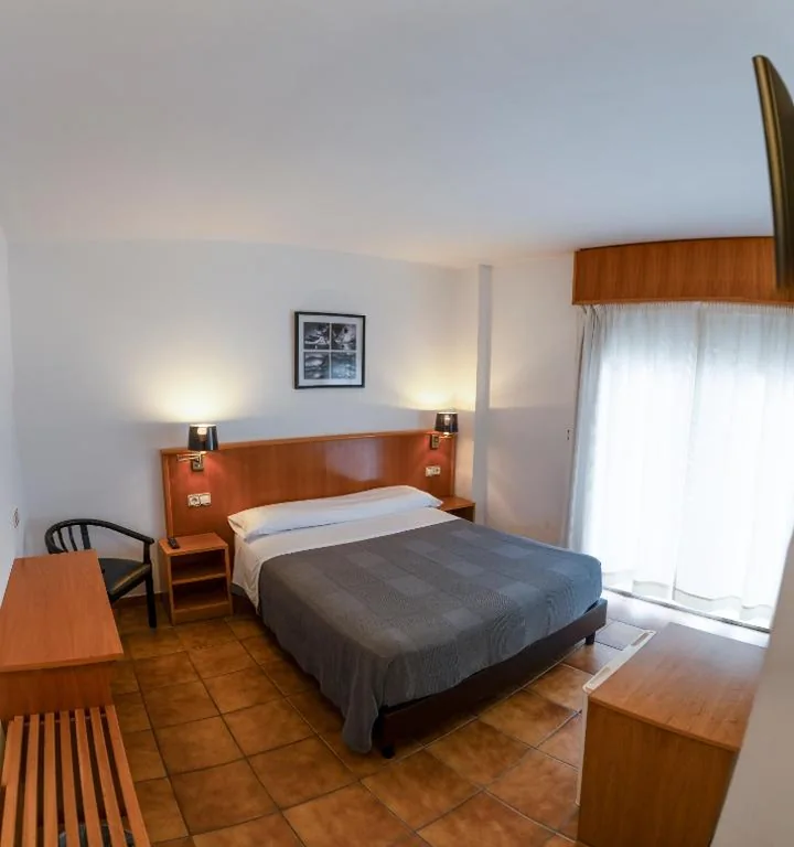 Economy-Doppelzimmer — Brisarte
