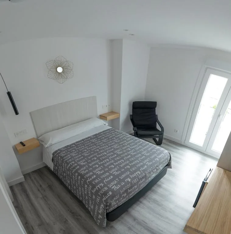 Kleines Doppelzimmer — Brisarte