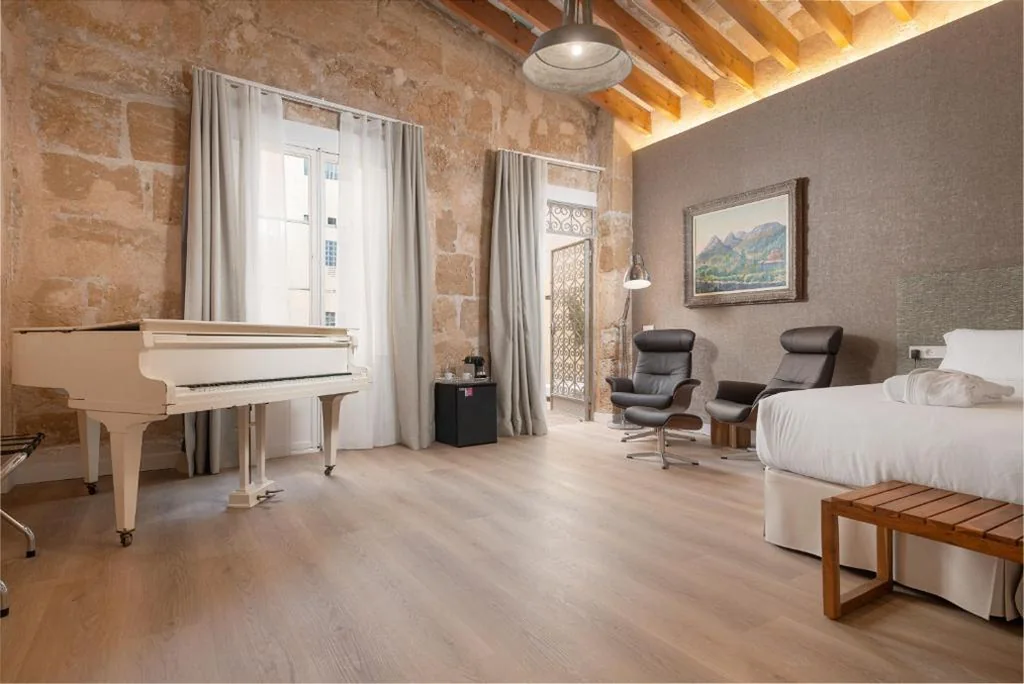 Suite — Brondo Architect Hotel