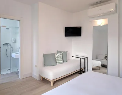 Broz Hostel — photo 8