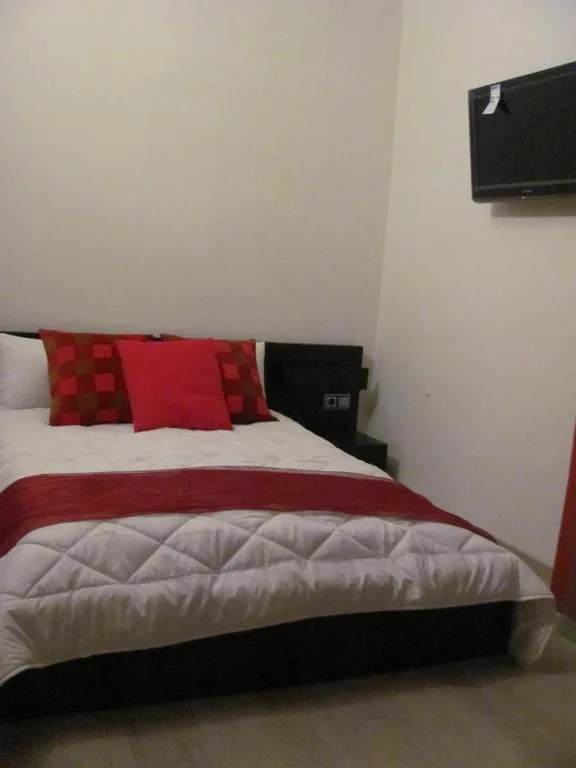 Doppelzimmer — BruStar Gotic-Centric