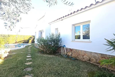 Bungalow 100 metros de la playa — foto 6
