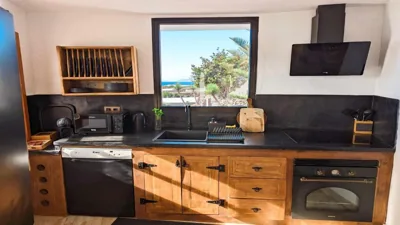 Bungalow Allende Famara con piscina privada y AC — 照片 5