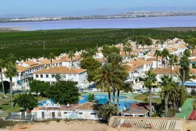 Bungalow en Los Balcones planta baja manzana 5 no 18 StayOrihuelaCosta #PRP004 — Foto 7
