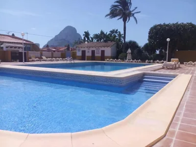 Bungalow in Calpe - swimming pool and tennis court — Foto 4