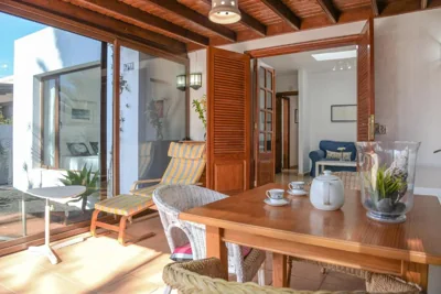 Bungalow Playa Bastián — Foto 5