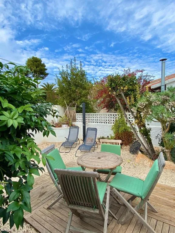 Bungalow Steps from Moraira