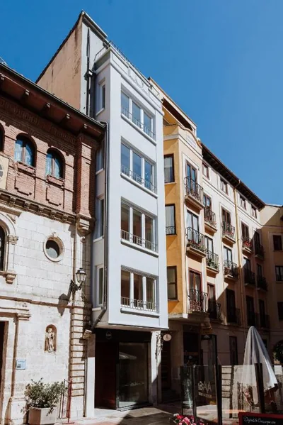 Burgosuites — Foto 5