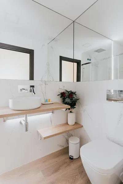 Burgosuites — Foto 7