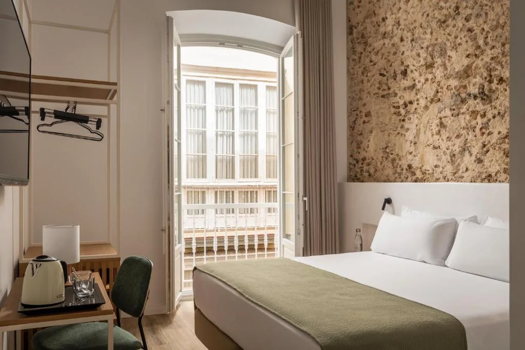 BYPILLOW Casa Gades