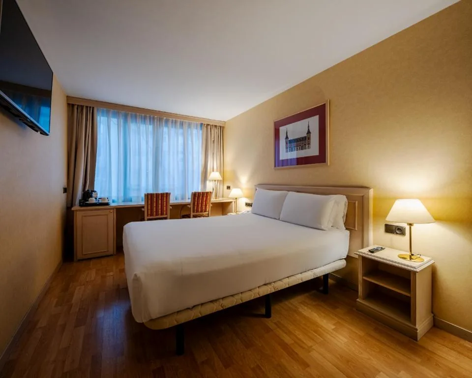 Doppelzimmer – 1 oder 2 Betten — BYPILLOW Castellana