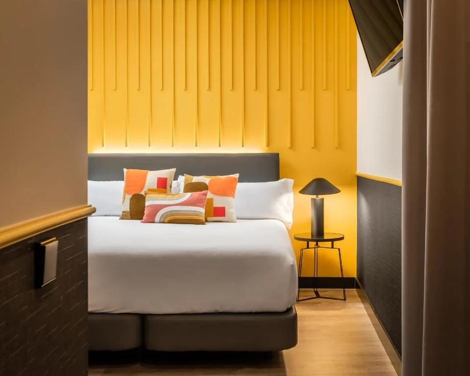 Einzelzimmer — BYPILLOW Crosstown