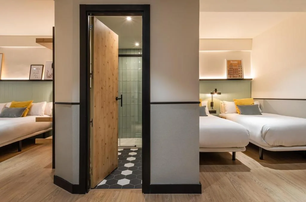 Quarto Familiar — BYPILLOW Irala