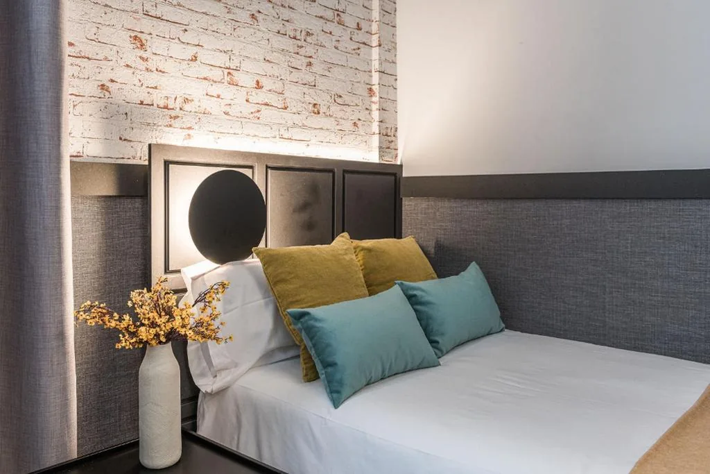Quarto Individual — BYPILLOW San Mamés