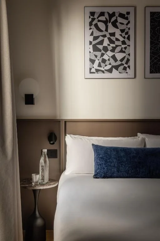 Tweepersoonskamer — BYPILLOW Sinfonía