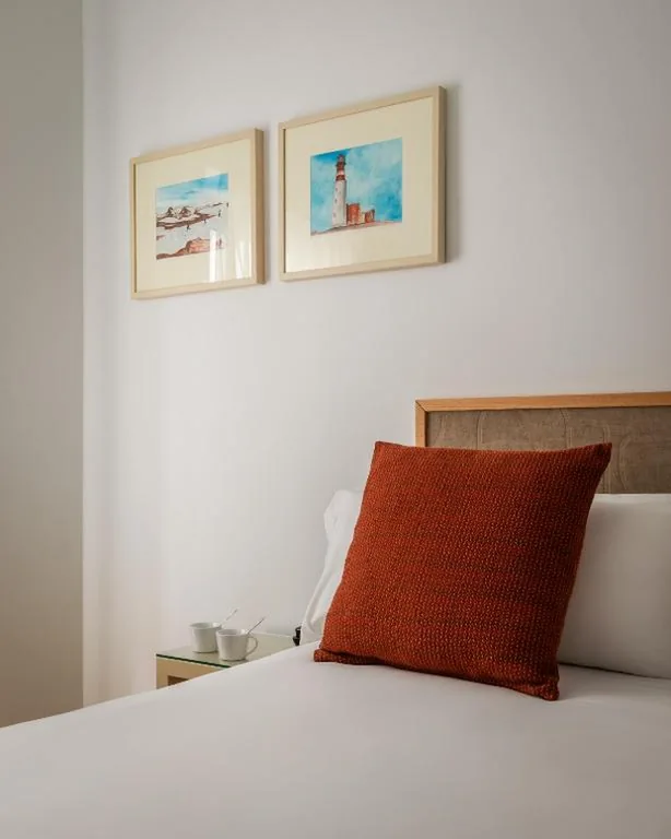 Economy-Doppelzimmer – 1 oder 2 Betten — BYPILLOW Tiento