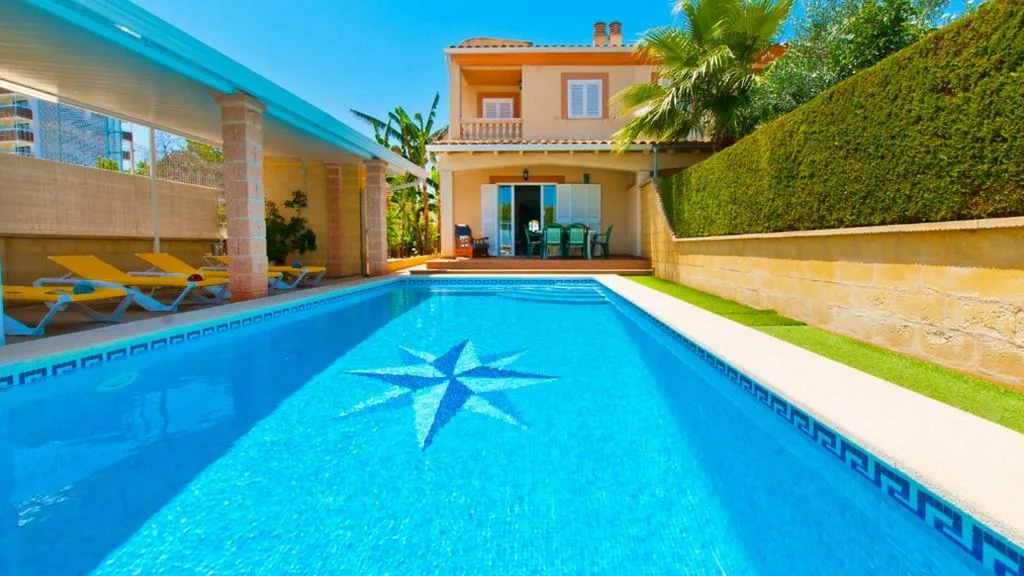 Villa con piscina privada — C237 Estrella Azul by Mallorca Villa Selection