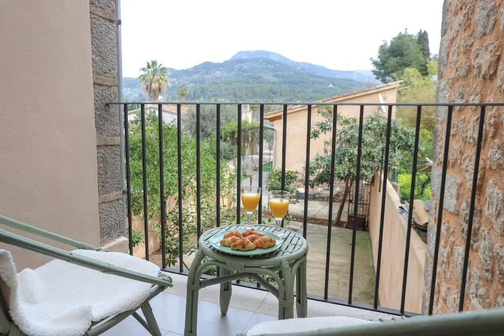Villa — Ca'n Pipeta