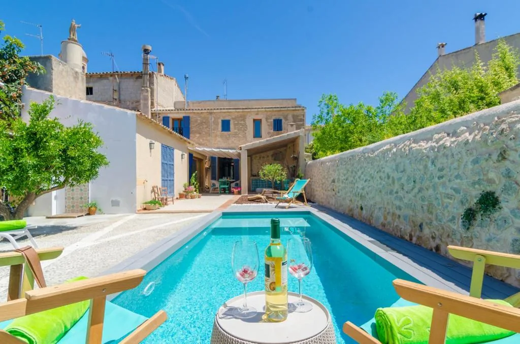 Villa — Ca Na Siona