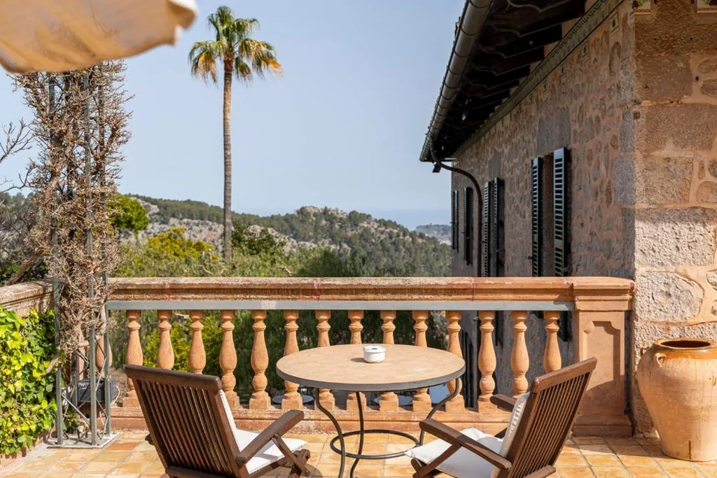 Chambre Double Deluxe avec terrasse — Ca's Xorc - A Country Hideaway - Adults Only