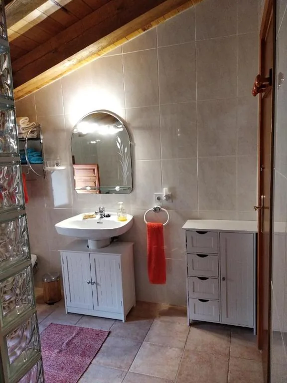 Doppelzimmer mit eigenem Bad — CA TONI