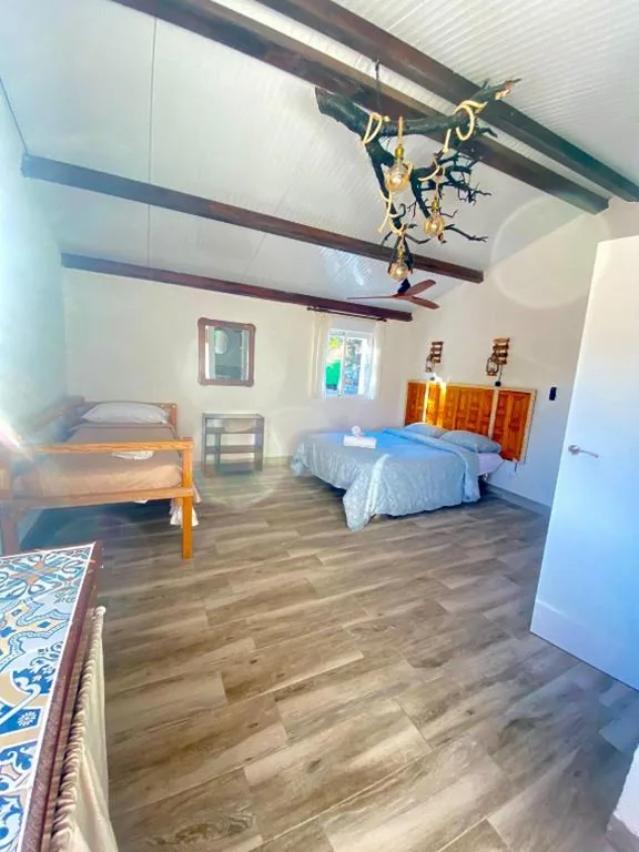 Cabañas Rústicas dentro de la Finca El Castillo