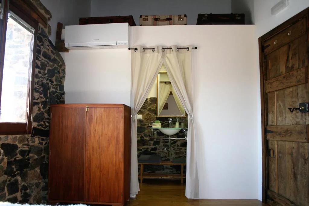 Doppelzimmer mit Seeblick — Cabo Do Mundo Casa Rural