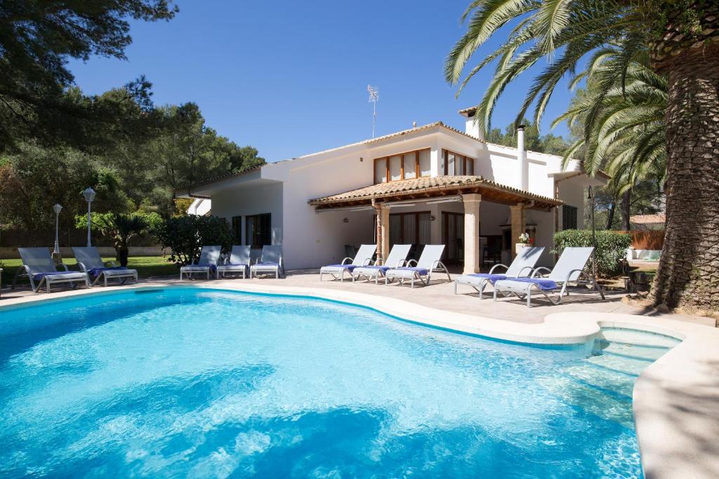 Cabot Villa Can Borras