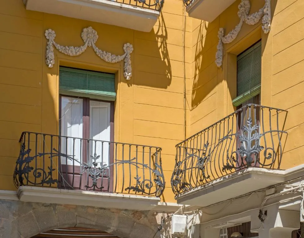 Suite mit Balkon — Cal Comabella